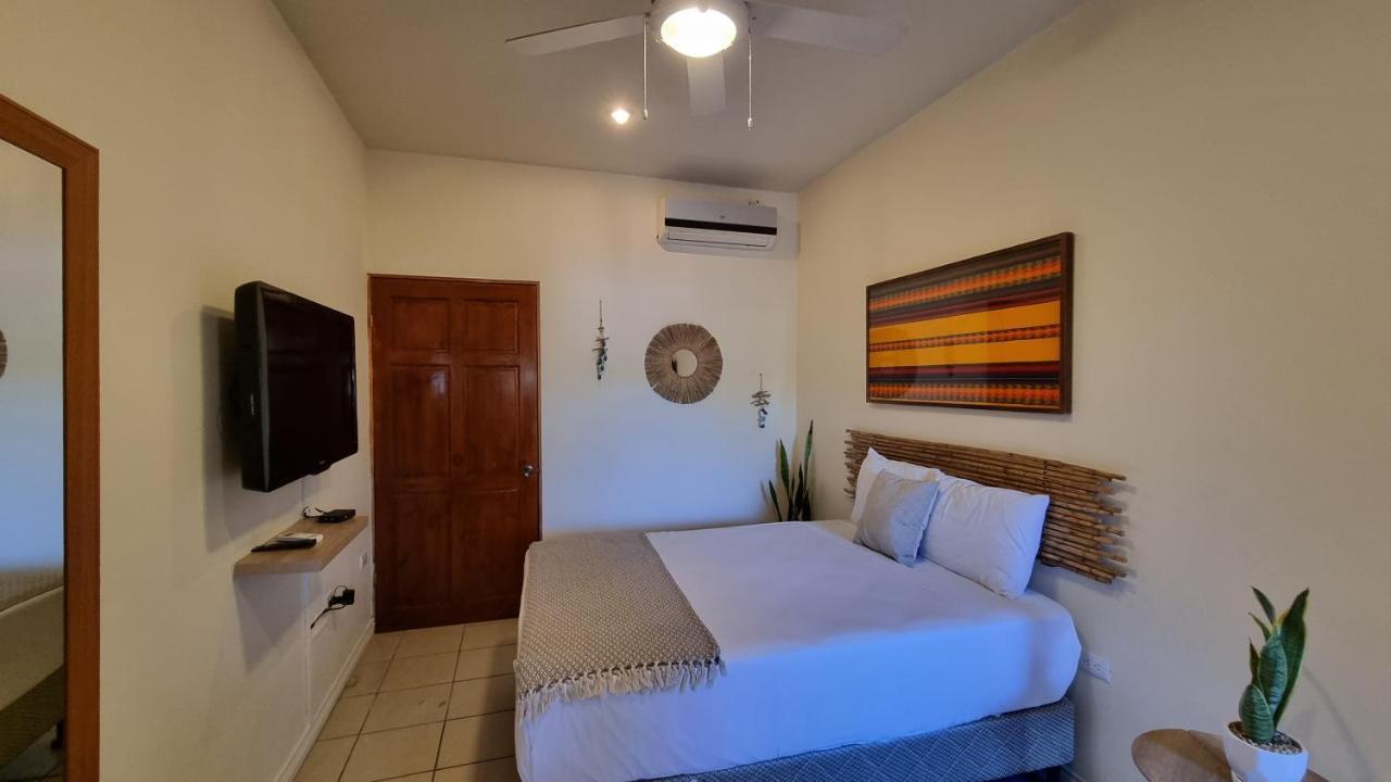 Zulu Surf Hotel Tamarindo Exterior foto